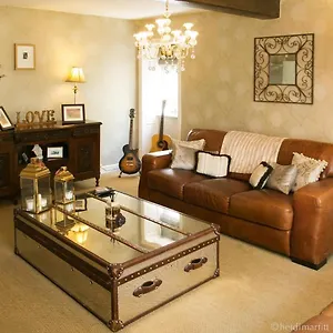 Bed & Breakfast Willow, Yeadon